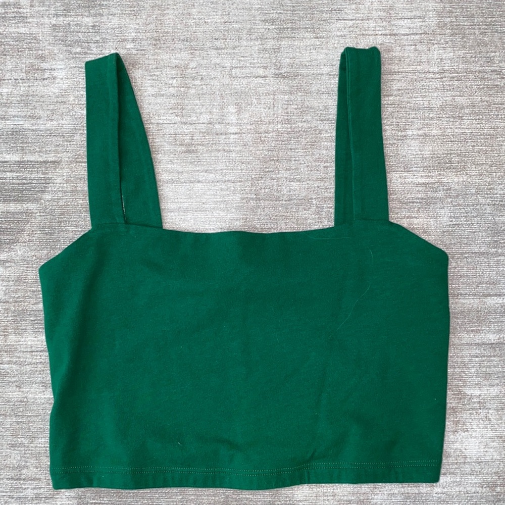 green cropped tank top